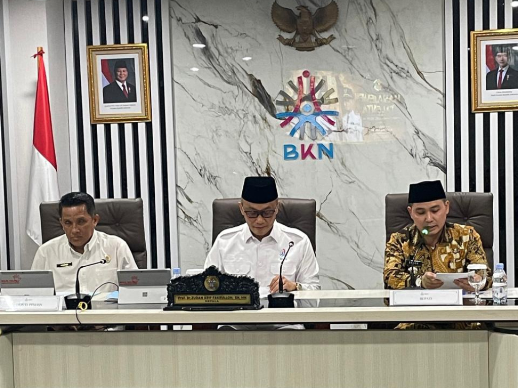 Bupati Mojokerto Muhammad Albarraa saat paparan Ekspos Manajemen Talenta di kantor Badan Kepegawaian Negara (BKN) Pusat, Jakarta, Rabu (24/6/2026). SP/ DWI