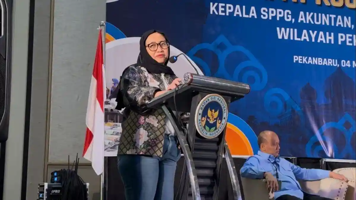 Akademisi Pilihan Jokowi, Digusur Wartawati Senior