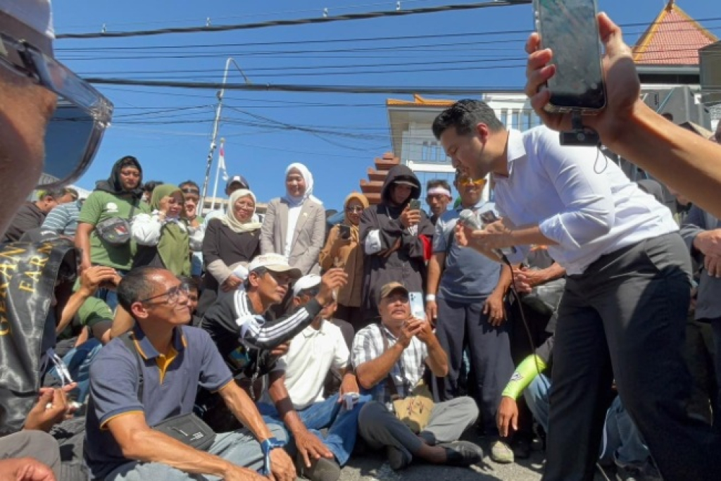 Wakil Gubernur, Emil Dardak, menemui para anggota paguyuban. SP/ Athaya Moch
