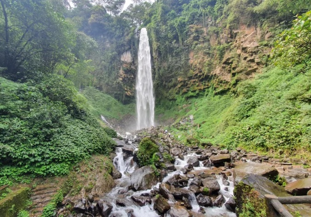 Air Terjun Grobogan Sewu, terletak di Desa Wonocoyo, Kecamatan Panggul, Kabupaten Trenggalek. SP/ TRG
