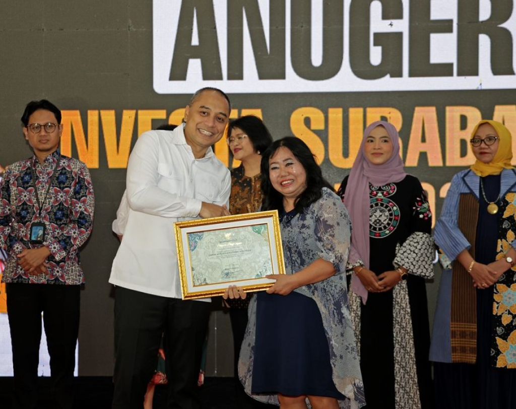 Ajang Anugerah Investa Surabaya (AIS) 2025 yang diselenggarakan oleh Pemerintah Kota Surabaya. SP/Foto:Pemkot Surabaya