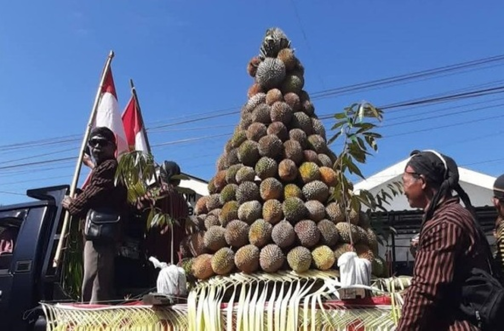 Gelaran Larung Sembonyo Pantai Cengkrong Trenggalek. SP/ TRG