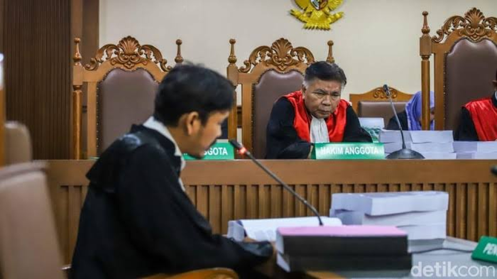 Peristiwa Tiga Korporasi, Dituntut Bayar Rp 359,9 Miliar