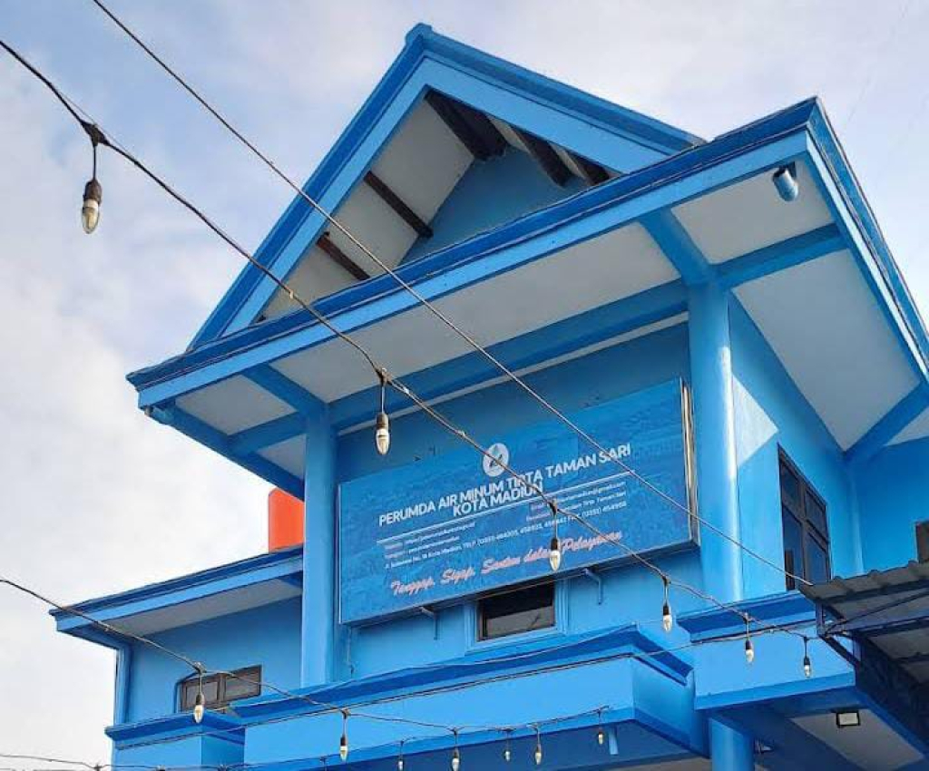 Kantor Perumdam Tirta Taman Sari Kota Madiun.