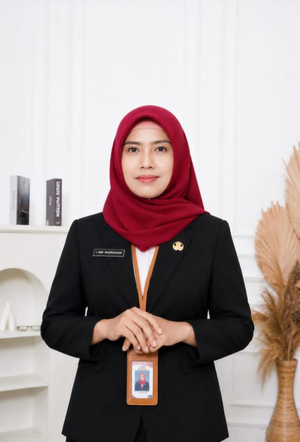 Kepala SMPN 1 Jabon, Kabupaten Sidoarjo, Yayuk Dian Mandasari, S.Pd., M.Pd., SP/HIKMAH
