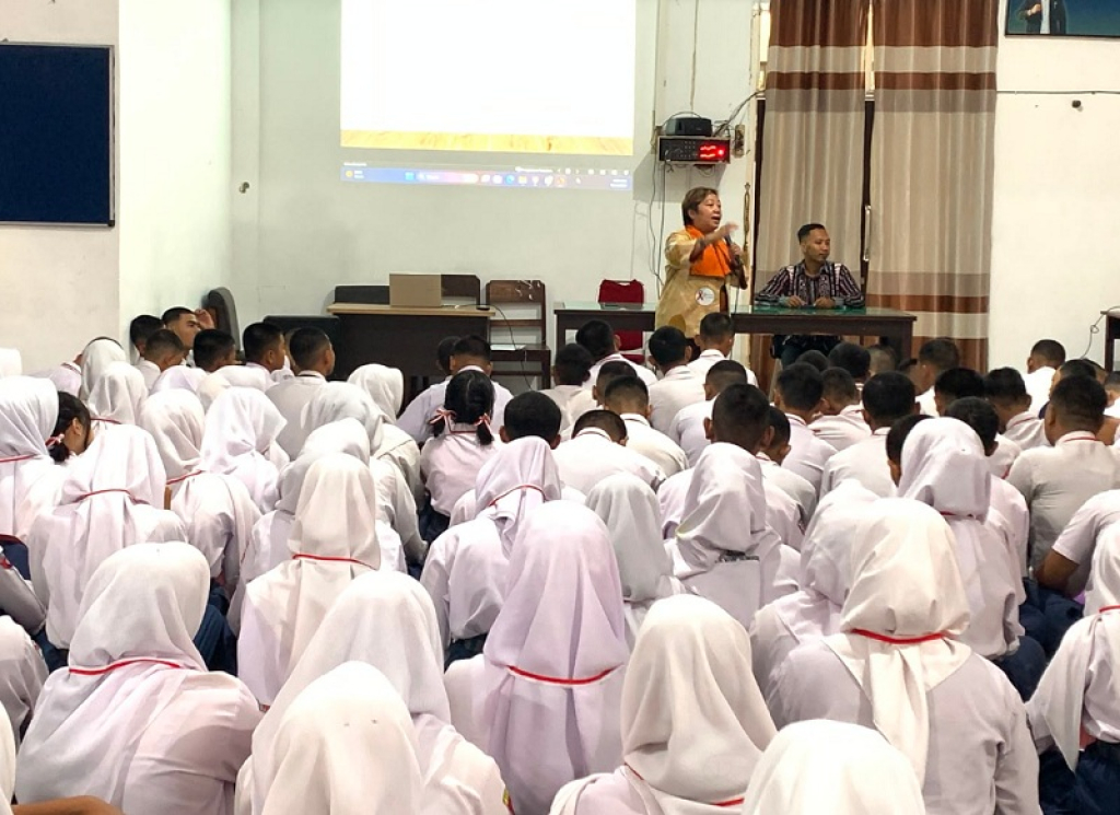 Komisi Penanggulangan AIDS (KPA) Tulungagung, memberikan edukasi pencegahan HIV/AIDS menyasar 1.140 siswa baru tingkat SMA dan SMK. SP/ TLG