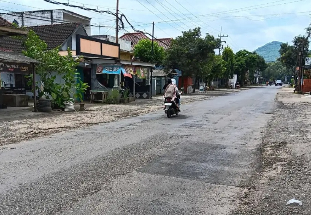 Peristiwa Ajukan Anggaran Rp135 Miliar, Pemkab Malang Prioritaskan Perbaikan Tiga Ruas Jalan
