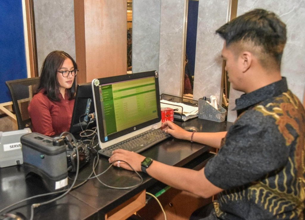 Kegiatan perekaman KTP elektronik (KTP-el) di Surabaya. SP/Pemkot Surabaya
