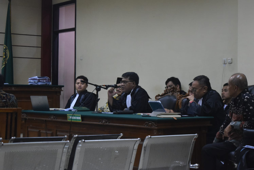 Mursid Mudiantoro saat persidangan lanjutan kasus dugaan korupsi Kota Madiun.