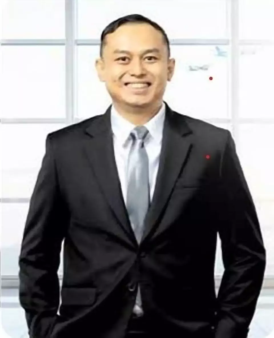 Direktur Niaga PT Garuda, Diberhentikan, Usai Saham GIAA