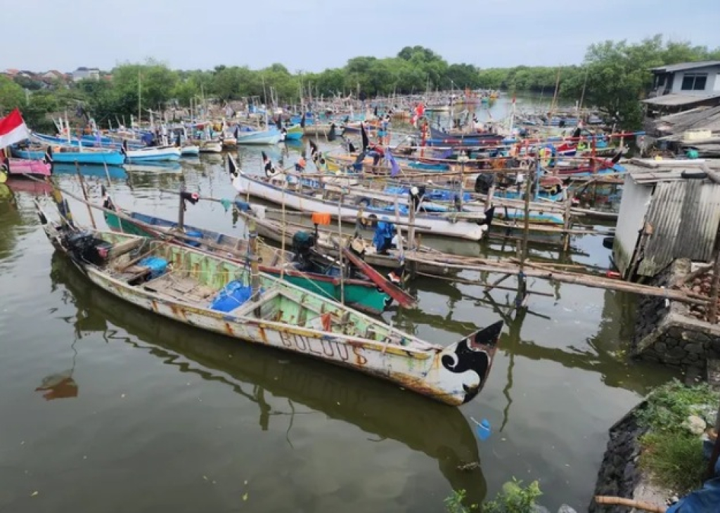 Ilustrasi. Nelayan di Sidoarjo saat akan melaut menecari ikan. SP/SDA