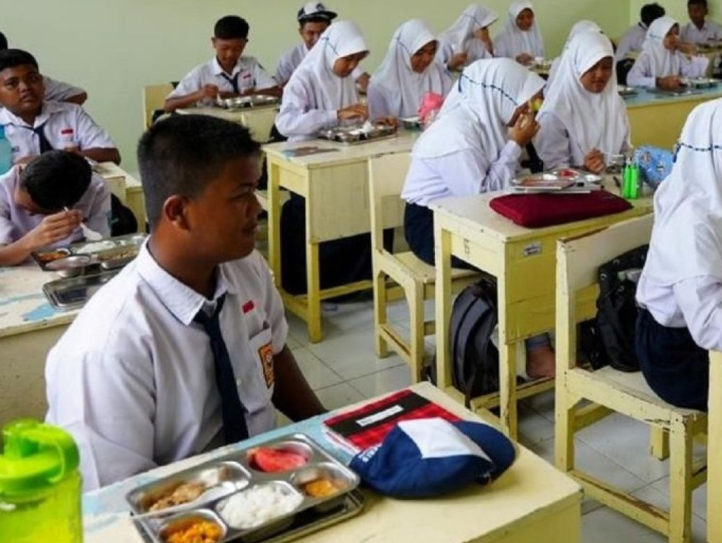 Ilustrasi. Operasional program MBG di sekolah di Kabupaten Madiun.SP/ MDN