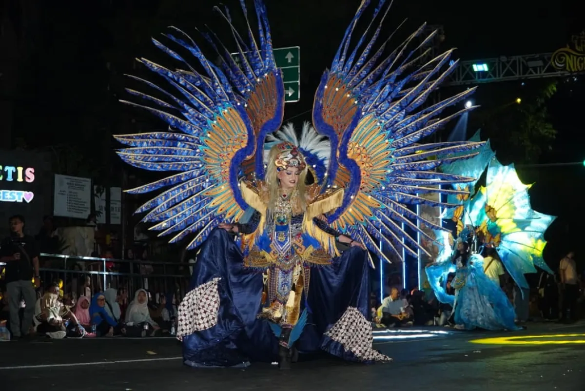 Lamongan Night Carnival Tanpa Sound Horeg,  Mampu Menghibur  Masyarakat