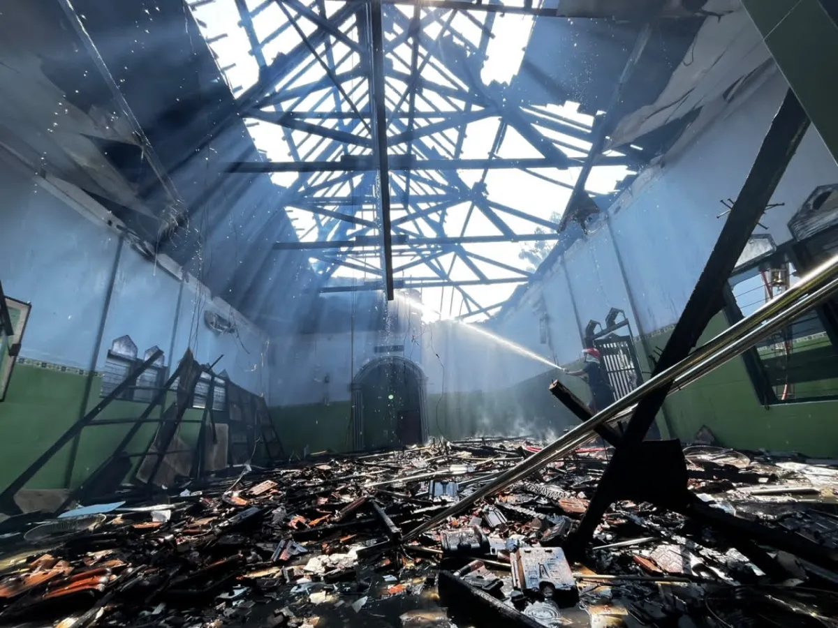 Masjid Al-Ikhlas Ponorogo Terbakar, Api Muncul Usai Shalat Zuhur