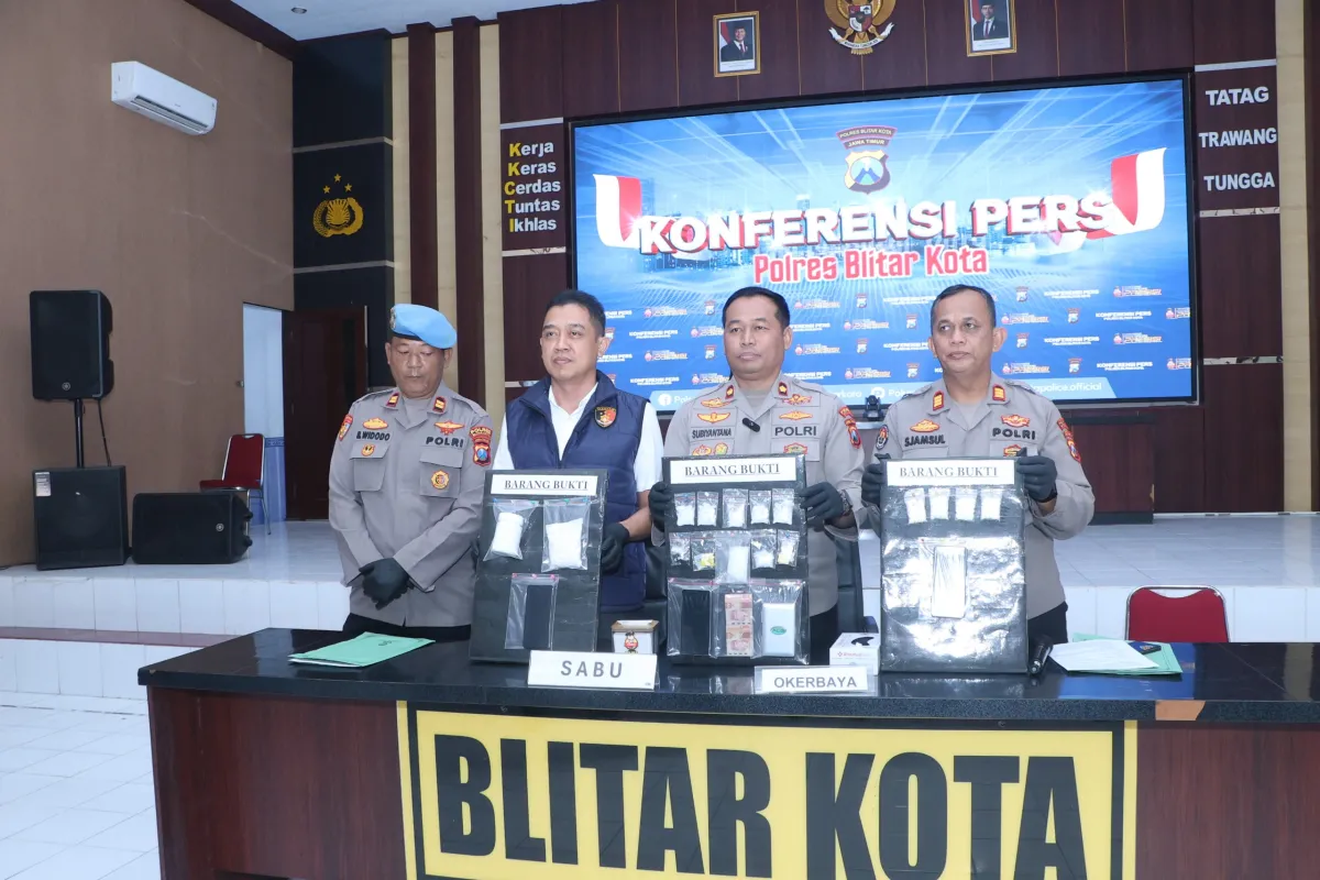 Res Narkoba Polres Blitar Kota Berhasil Tangkap 1 Tersangka Pengedar Sabu-sabu dan 4 Pengedar Okerbaya