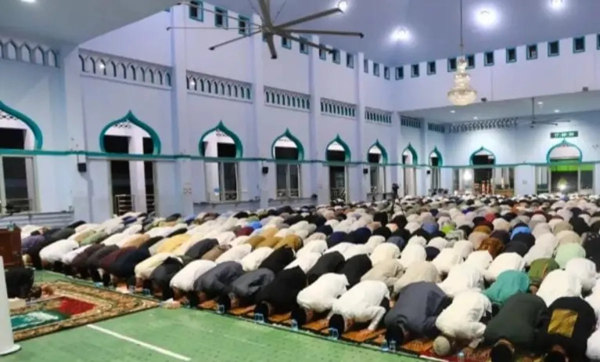 Puluhan Ribu Alumni Gontor Padati Pondok Jelang Peringatan 100 Tahun