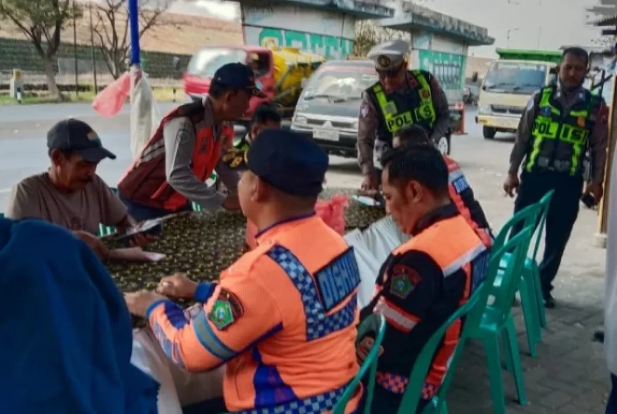 Dishub Sidoarjo Perketat Pengawasan Kendaraan Angkutan di Jalur Nasional