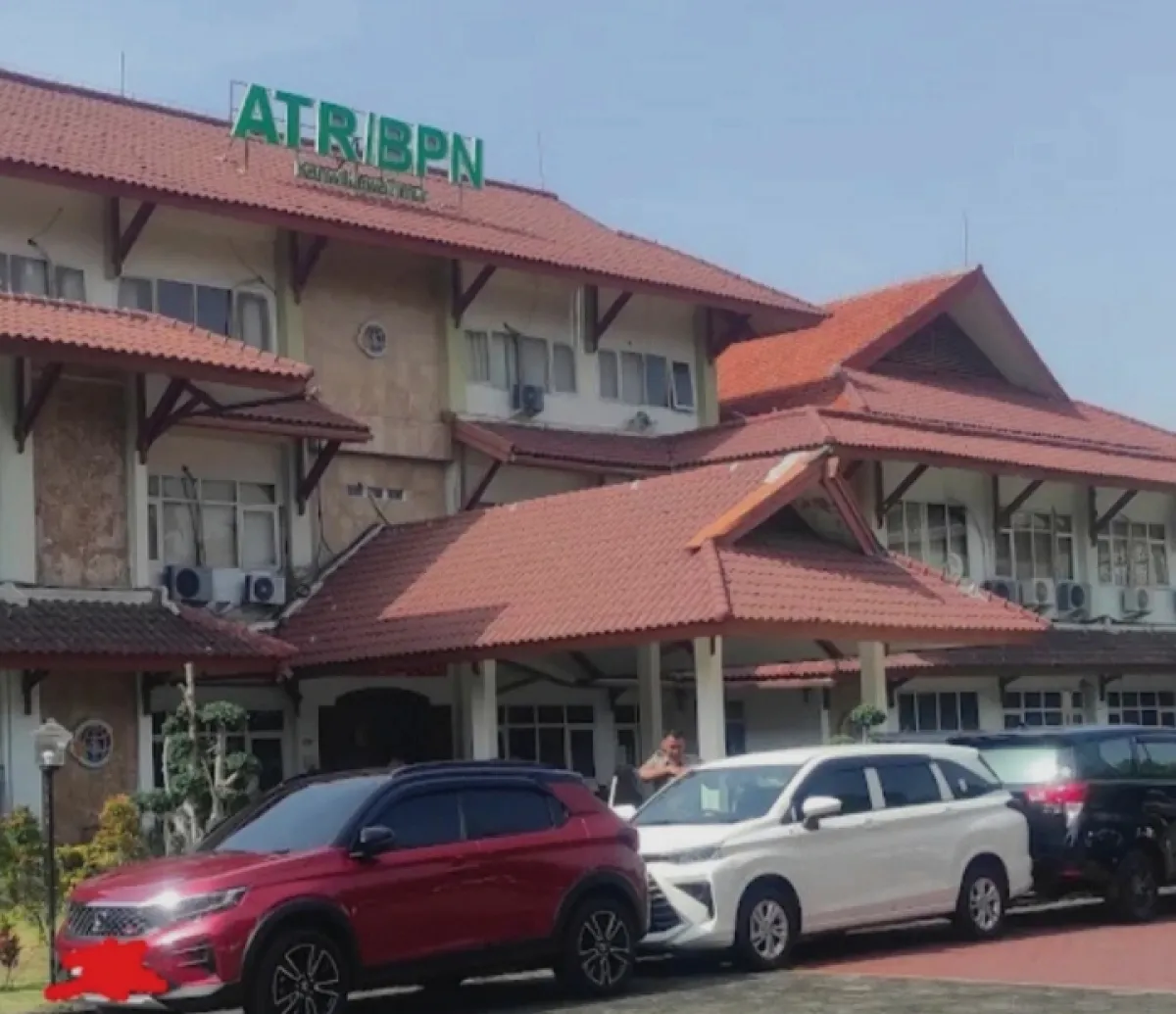 KPK Geledah Kanwil BPN Jawa Timur