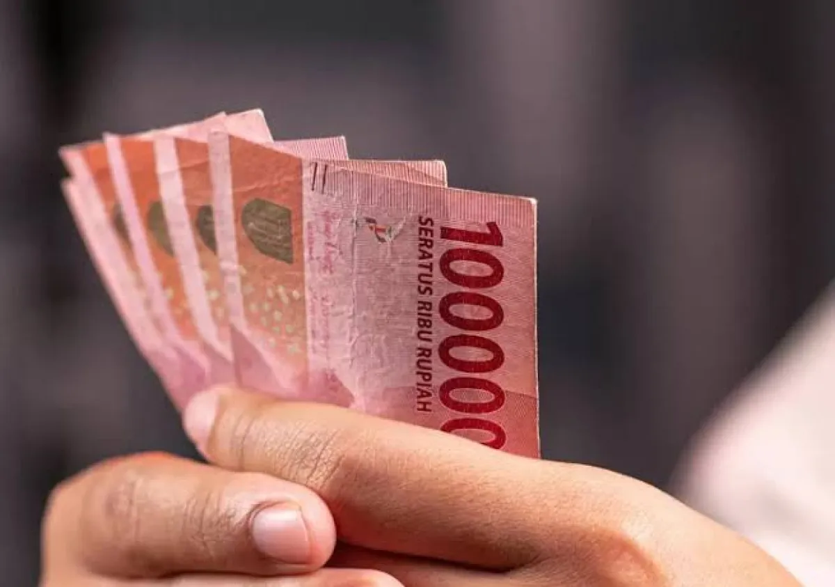 Nilai Tukar Rupiah Rp 18.000,-