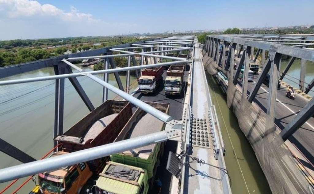 Penampakan Jembatan Baru Manyar Gresik segera dibuka untuk mempermudah akses lalu lintas. SP/ GRS