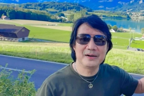 Katon Bagaskara, Terganggu Penerbangan ke Jakarta dari Swiss