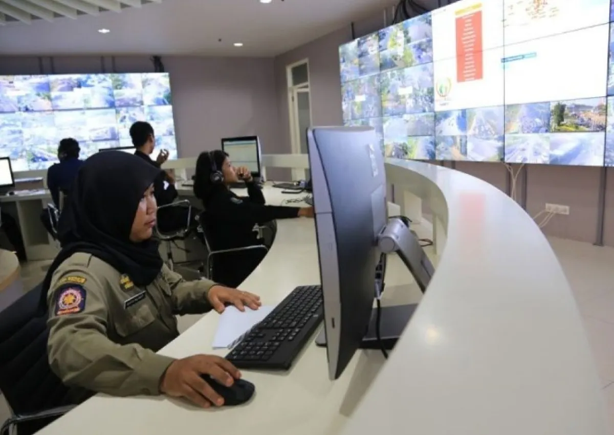 Hadapi Laporan Krisis Laporan Psikologis, Pemkot Surabaya Bekali ‘Call Taker’