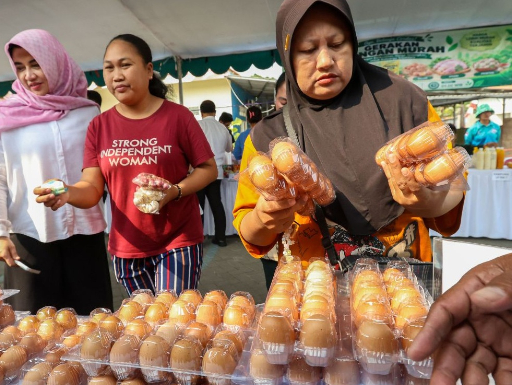 Kegiatan Gerakan Pangan Murah yang digelar oleh Pemerintah Kota Surabaya. SP/Pemkot Surabaya