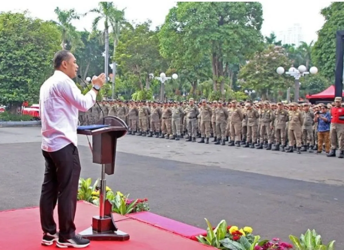 Wali Kota Eri Cahyadi Minta Satpol PP Terapkan Pendekatan Humanis di Lapangan