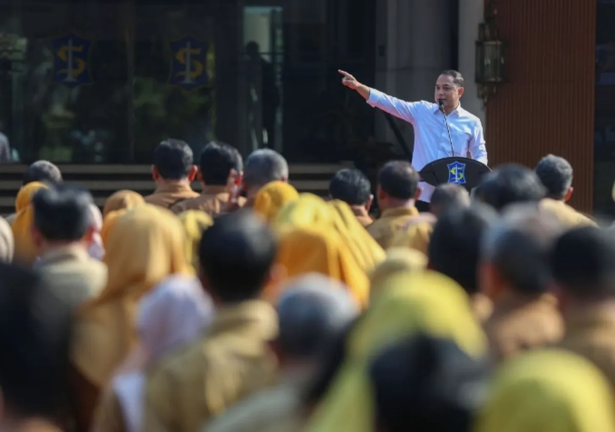 Baca juga : Dikeluhkan Wali Murid, Wali Kota Surabaya Larang Sekolah Negeri Jual Seragam
