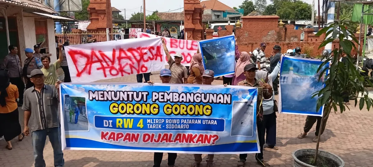 Kantor Desa Mliriprowo Digeruduk Warga, Kades Mamok Widodo Janji Bangun Gorong-Gorong Sepekan Lagi