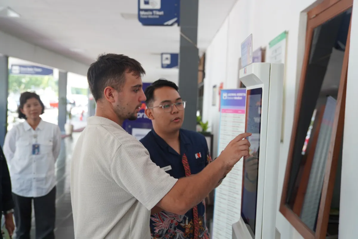 KAI Daop 7 Madiun Catat Ribuan WNA Gunakan Layanan Kereta Api Sepanjang Januari - September 2026