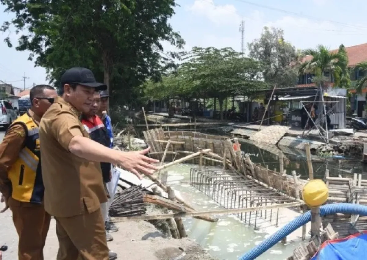 Ditarget Rampung 16 Desember, Pembangunan Jembatan Candinegoro Terus Dikebut