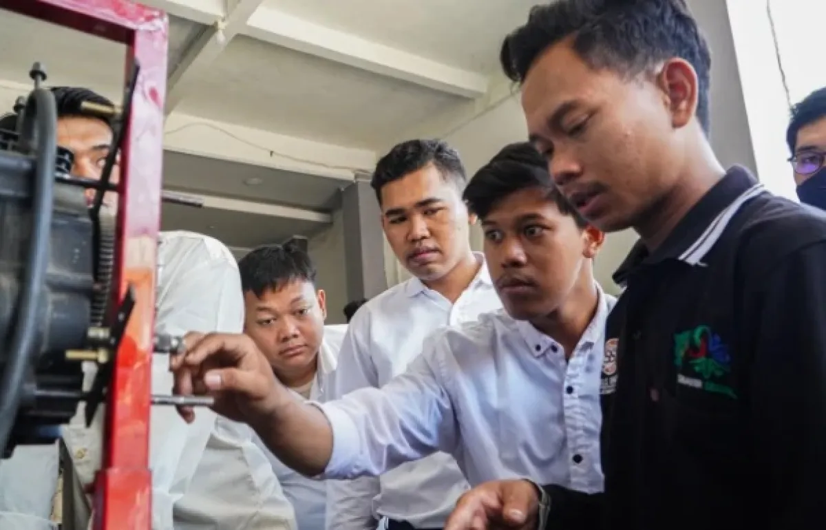 Pemkab Sidoarjo Bekali Keterampilan Mekanik Motor untuk Tekan Pengangguran