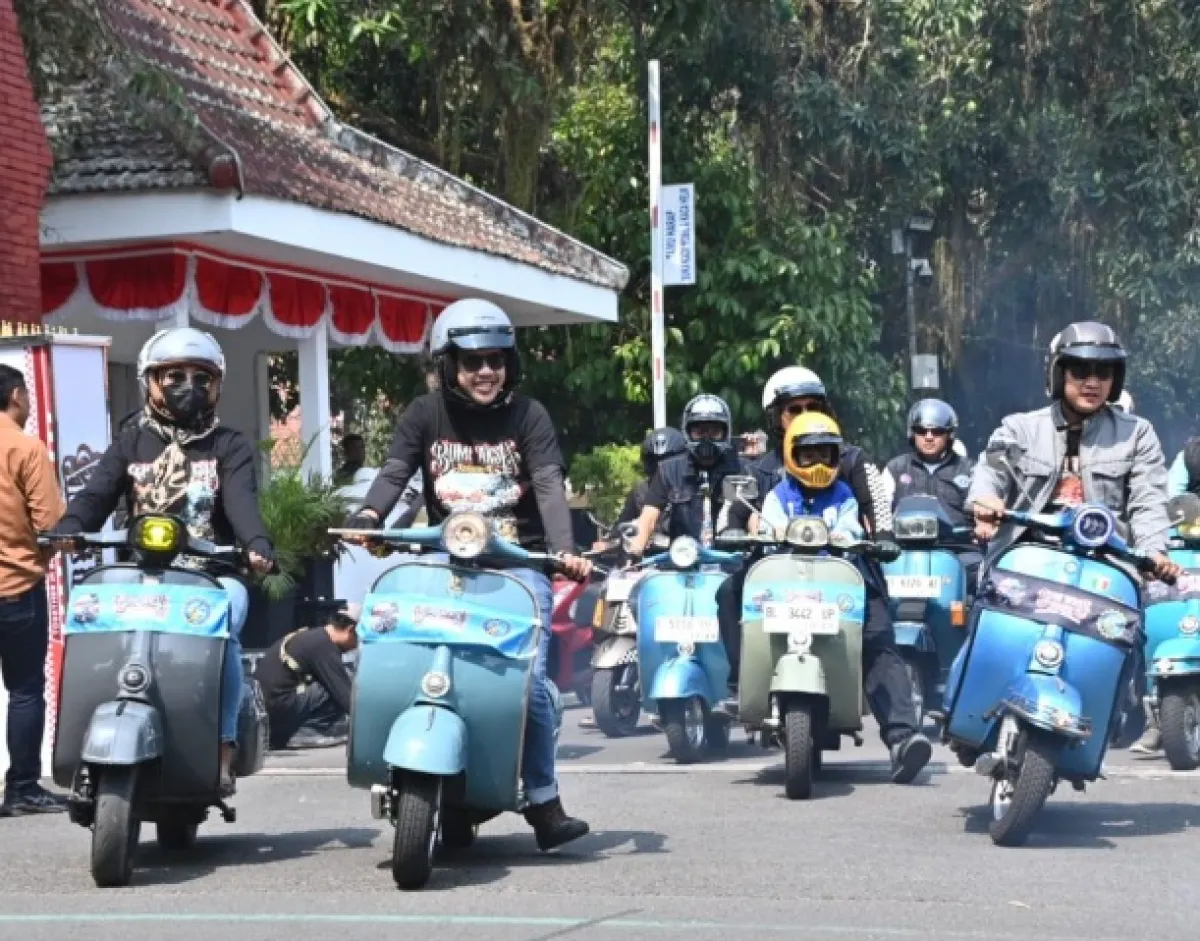 Promosikan Wisata Pesisir, Pemkab Trenggalek Manfaatkan Jambore Komunitas Skuter
