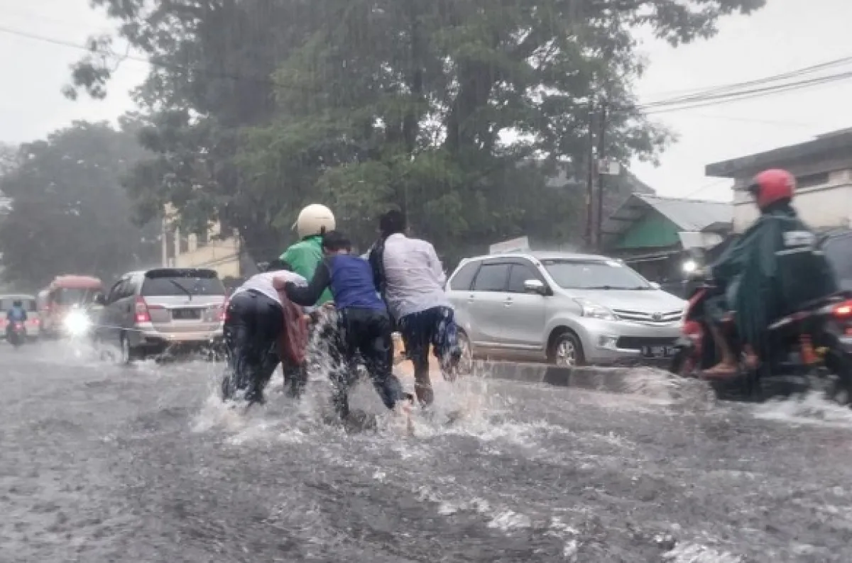Tangani Banjir, Pemkot Malang Intensif Tangani Masalah Tumpukan Sampah