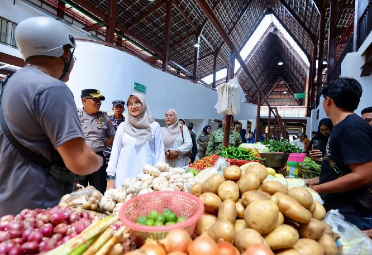 Revitalisasi Pasar Banyuwangi Rampung, Ratusan Pedagang Aktif Berjualan
