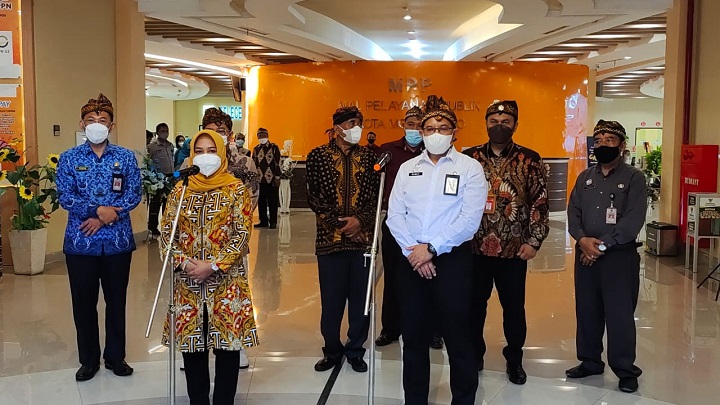 Wali Kota Mojokerto, Ning Ita saat press rilis terkait peresmian MPP Gajah Mada. SP/Dwy AS