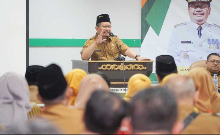 Pj Bupati Pasuruan Adriyanto Saat Pembinaan Insan Pendidikan