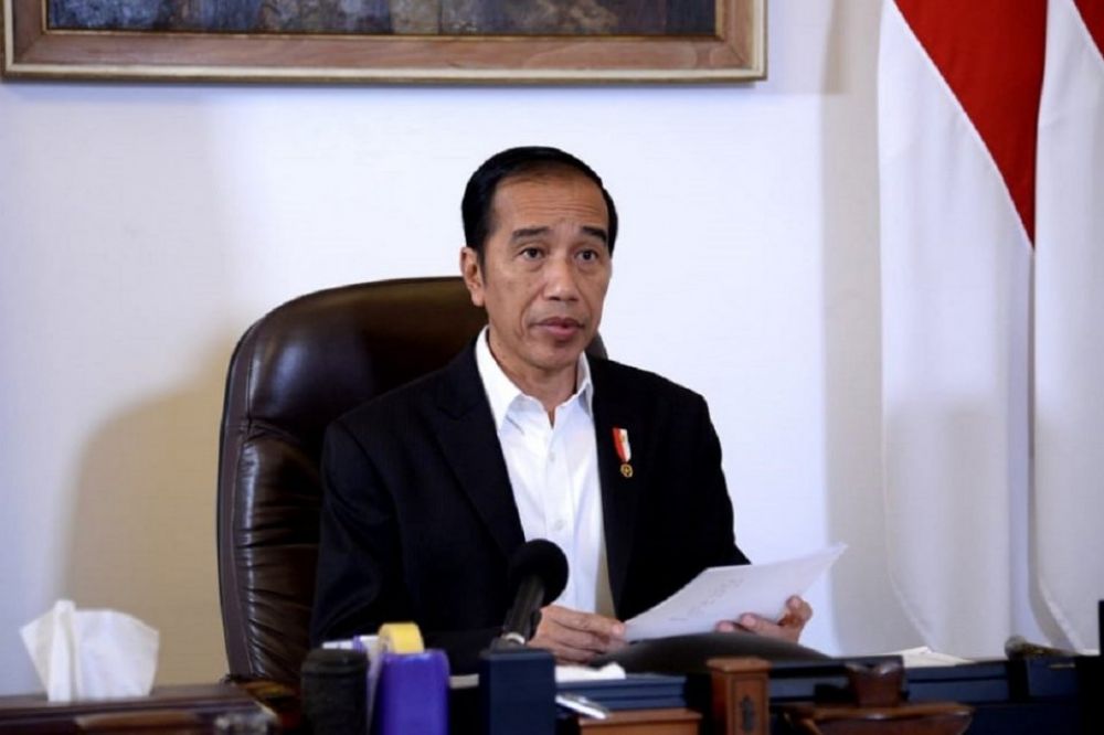Presiden Joko Widodo saat mengadakan rapat secara virtual. Jokowi meresmikan gerakan #BanggaBuatanIndonesia untuk membantu UMKM tetap memasarkan produk di tengah pandemi. SP. KD