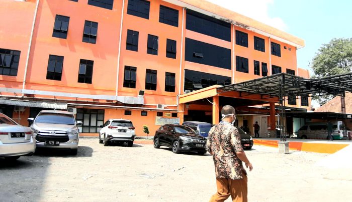 Gedung RSUD Prof dr Soekandar yang dulu disiagakan untuk menangani Covid-19, tahun ini rencananya bakal dipangkas untuk penanganan penyakit infeksius lainnya. 