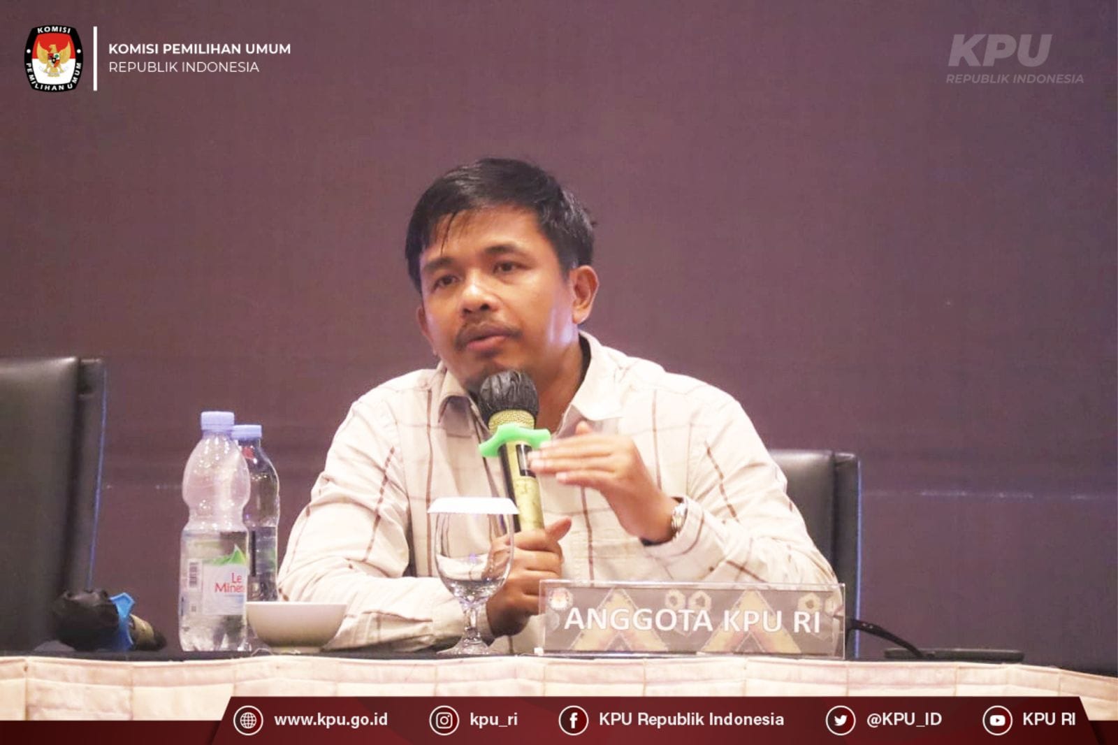 Komisioner KPU Idham Holik 