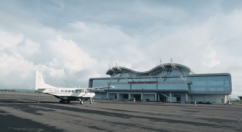 Bandara Trunojoyo. Foto: Trunojoyo Airport Official.