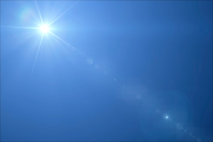 Cuaca Surabaya menjadi lebih panas hingga mencapai temperatur tertinggi antara 32-34 derajat celcius.SP/SB