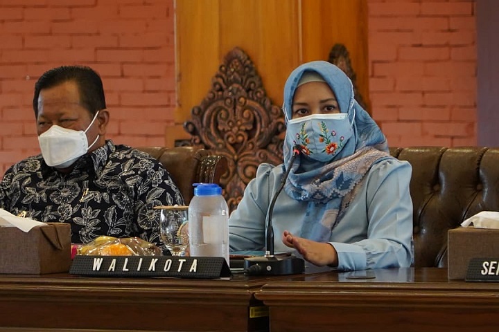 Wali Kota Mojokerto, Ika Puspitasari dan Wakil Wali Kota Ahmad Rizal Z. SP/Dwy Agus Susanti