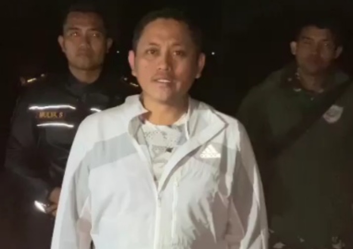 Kapolres Blitar Kota AKBP Danang Setyo Pambudi Sukarno saat mendatangi TKP. SP/Lestariono