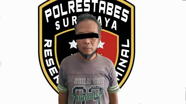 AS, pelaku pencabulan saat diamankan polisi. SP/Bayu 