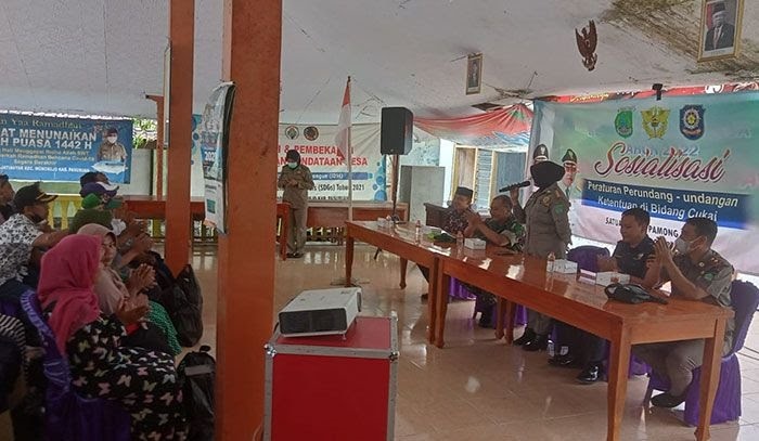 Tim Satpol PP Kabupaten Pasuruan, saat pemaparan sosialisasi Berantas Rokok Ilegal.