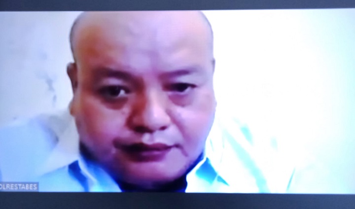 Terdakwa Samuel Hartono Goenawan, menjalani sidang di ruang Candra PN.Surabaya, secara online, Kamis (29/07/2021).SP/Budi Mulyono