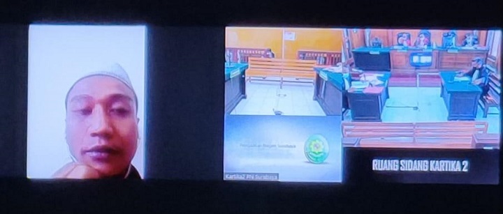 Terdakwa Eka Fajar jalani pemeriksaan di Pengadilan Negeri Surabaya. SP/Budi Mulyono