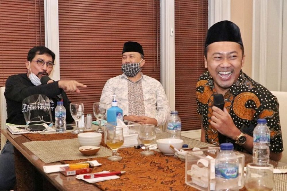 Ketua GP Ansor Surabaya, Faridz Afif memimpin langsung para pengurus GP (gerakan pemuda) Ansor Surabaya bertemu calon Walikota Surabaya Machfud Arifin. SP/ALQ